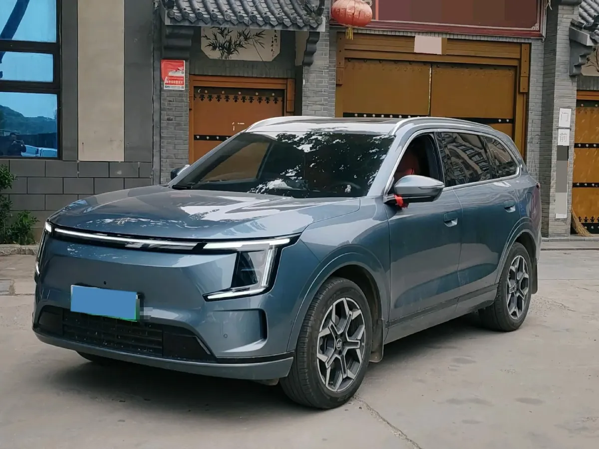 2025 Jetour X70 Plus 1.5T 156HP L4 CVT,autocango,china used car exporter,china ev exporter,chinese used car exporter,chinese used ev exporter