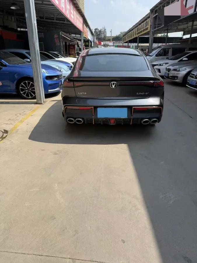 2023 ChangAn UNI-V 1.5T 188HP L4 7DCT,autocango,china used car exporter,china ev exporter,chinese used car exporter,chinese used ev exporter