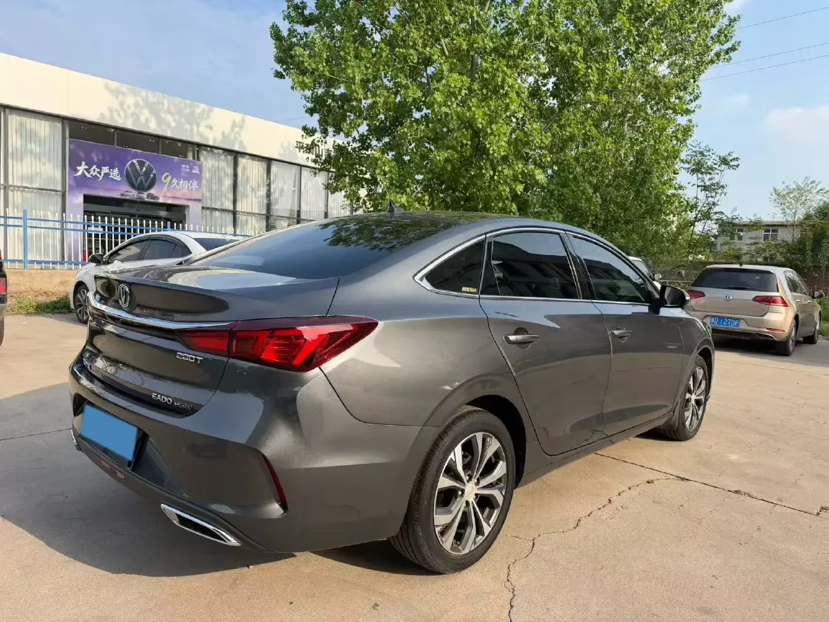 2021 ChangAn Eado 1.4T 160HP L4 7DCT,autocango,china used car exporter,china ev exporter,chinese used car exporter,chinese used ev exporter