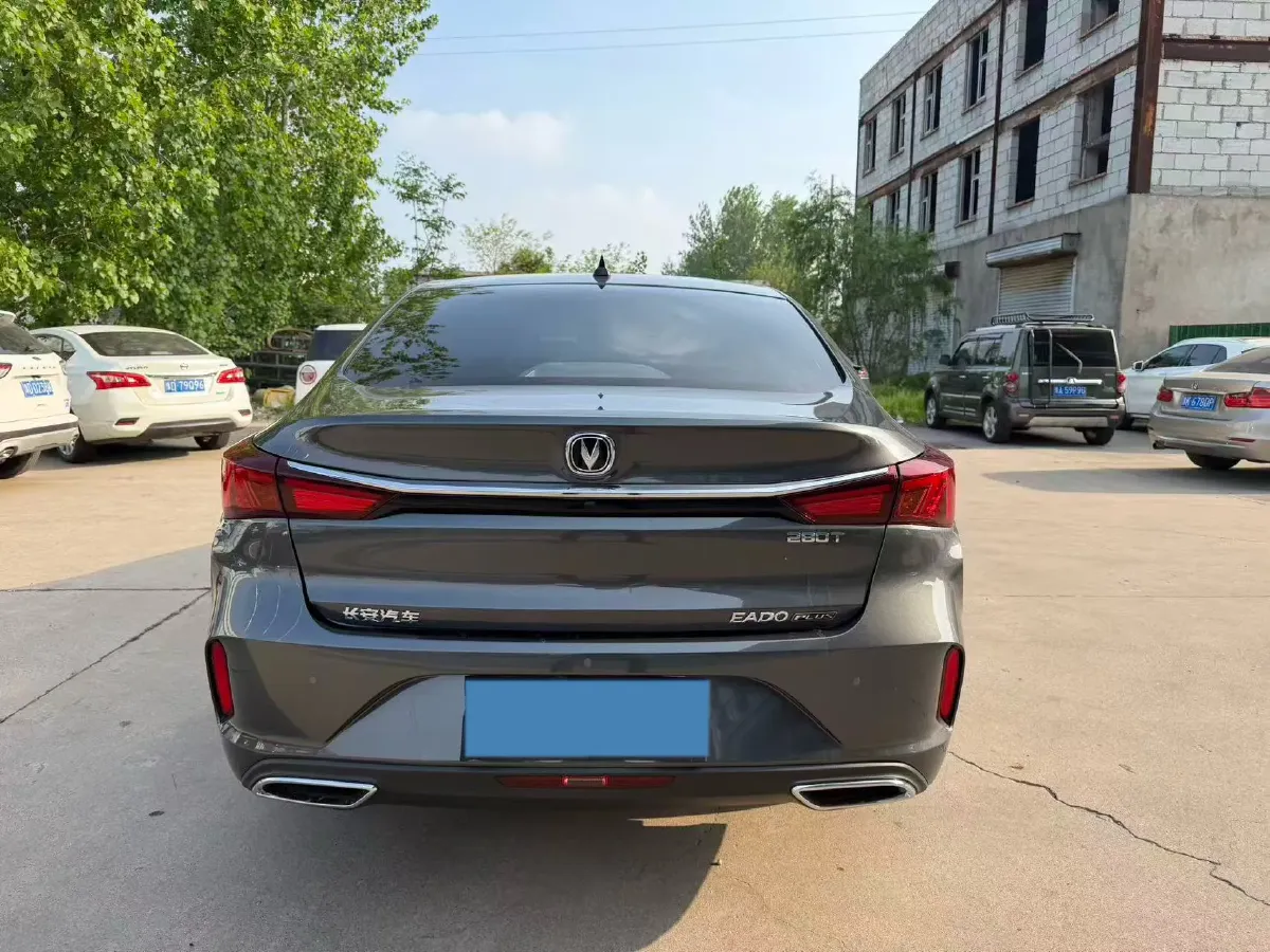2021 ChangAn Eado 1.4T 160HP L4 7DCT,autocango,china used car exporter,china ev exporter,chinese used car exporter,chinese used ev exporter