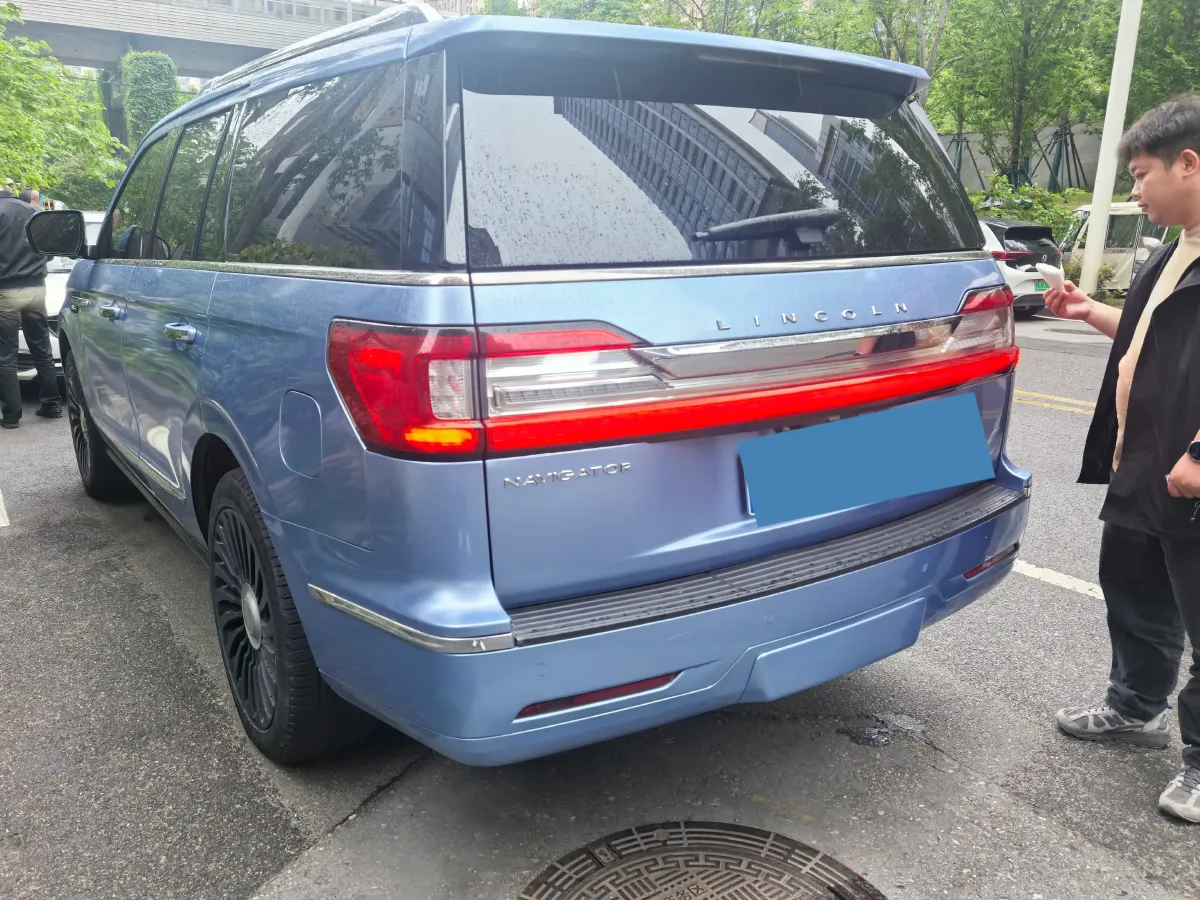 2019 Lincoln Navigator 3.5T 388HP V6 10AT,autocango,china used car exporter,china ev exporter,chinese used car exporter,chinese used ev exporter