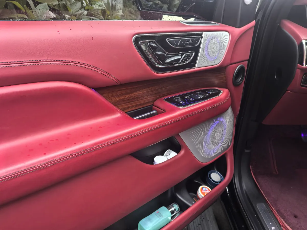 2019 Lincoln Navigator 3.5T 388HP V6 10AT,autocango,china used car exporter,china ev exporter,chinese used car exporter,chinese used ev exporter