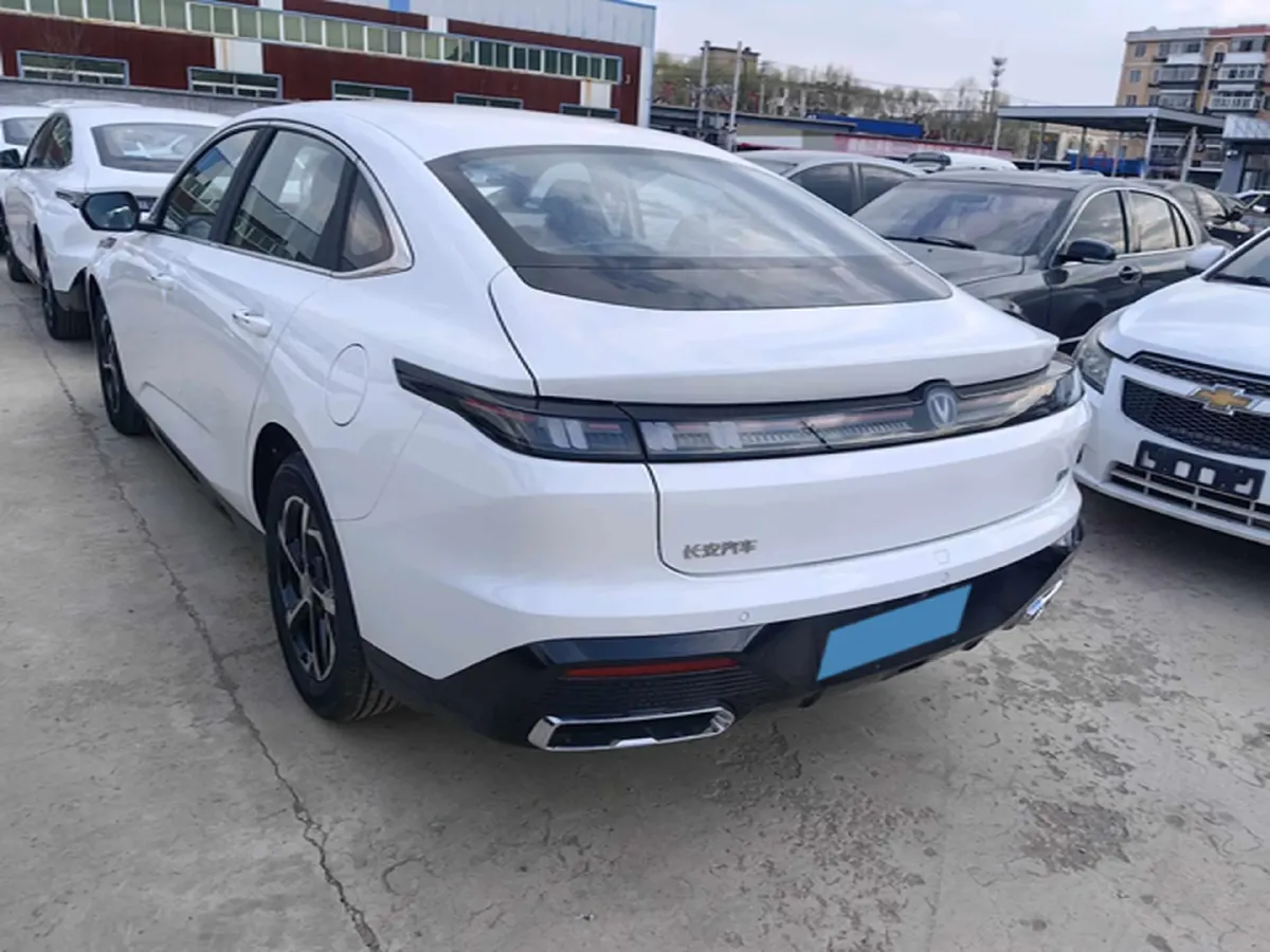 2026 ChangAn Eado 1.5T 192HP L4 7DCT,autocango,china used car exporter,china ev exporter,chinese used car exporter,chinese used ev exporter