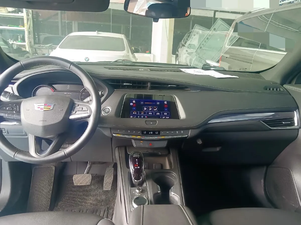 2022 Cadillac XT4 2.0T 237HP L4 9AT,autocango,china used car exporter,china ev exporter,chinese used car exporter,chinese used ev exporter
