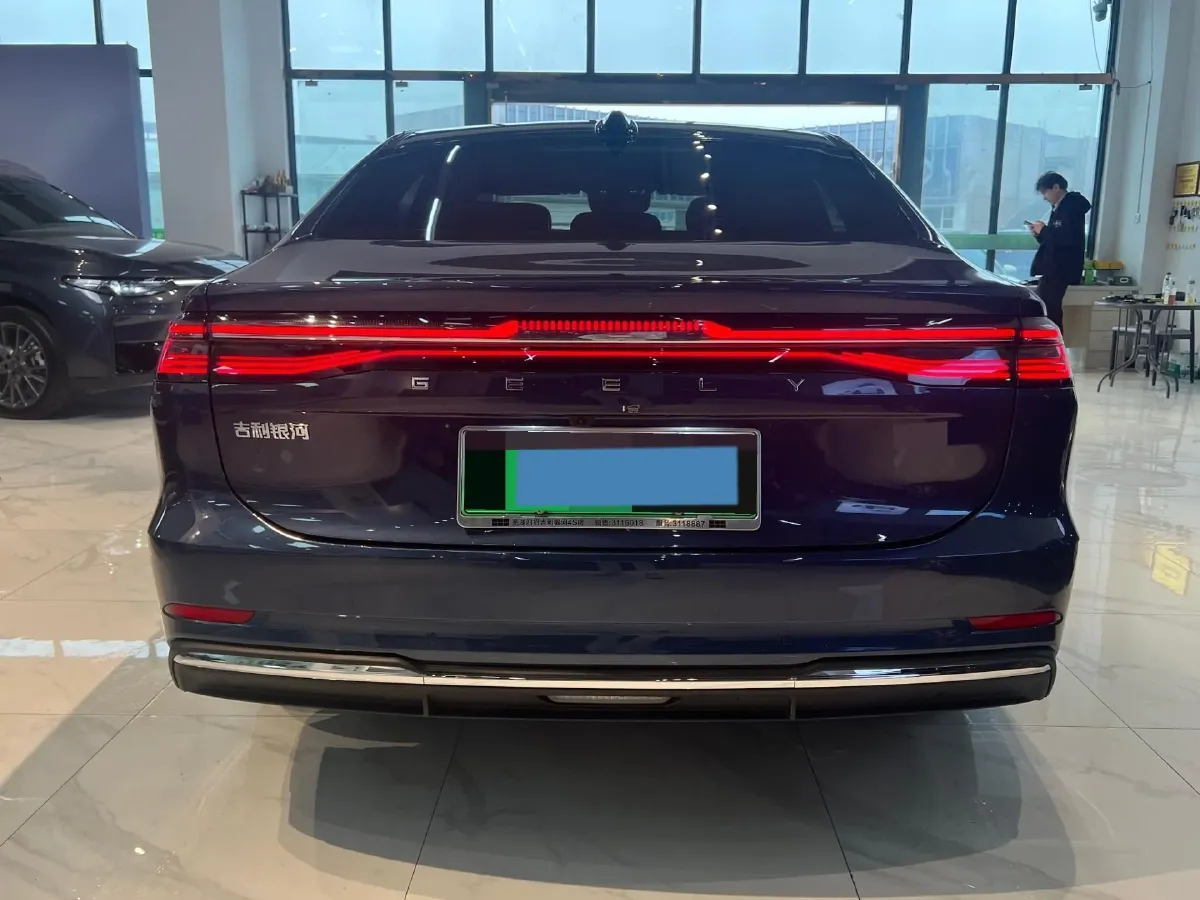2025 Geely Galaxy A7 1.5L 112HP L4 1DHT PHEV,autocango,china used car exporter,china ev exporter,chinese used car exporter,chinese used ev exporter