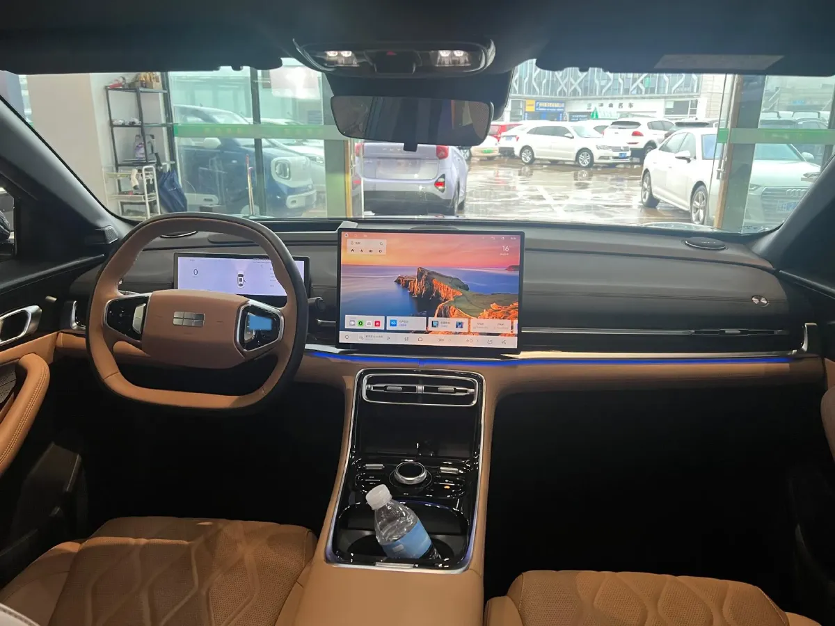 2025 Geely Galaxy A7 1.5L 112HP L4 1DHT PHEV,autocango,china used car exporter,china ev exporter,chinese used car exporter,chinese used ev exporter