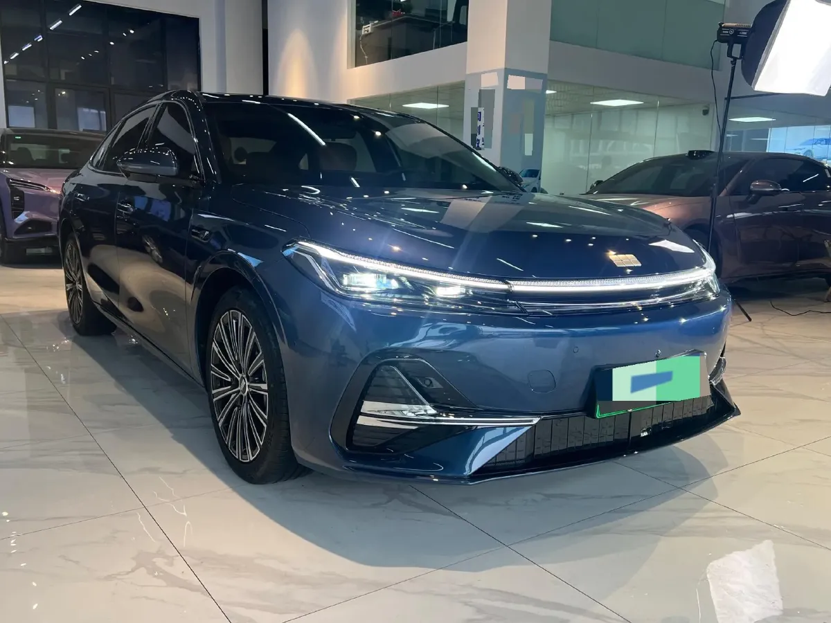 2025 Geely Galaxy A7 1.5L 112HP L4 1DHT PHEV,autocango,china used car exporter,china ev exporter,chinese used car exporter,chinese used ev exporter
