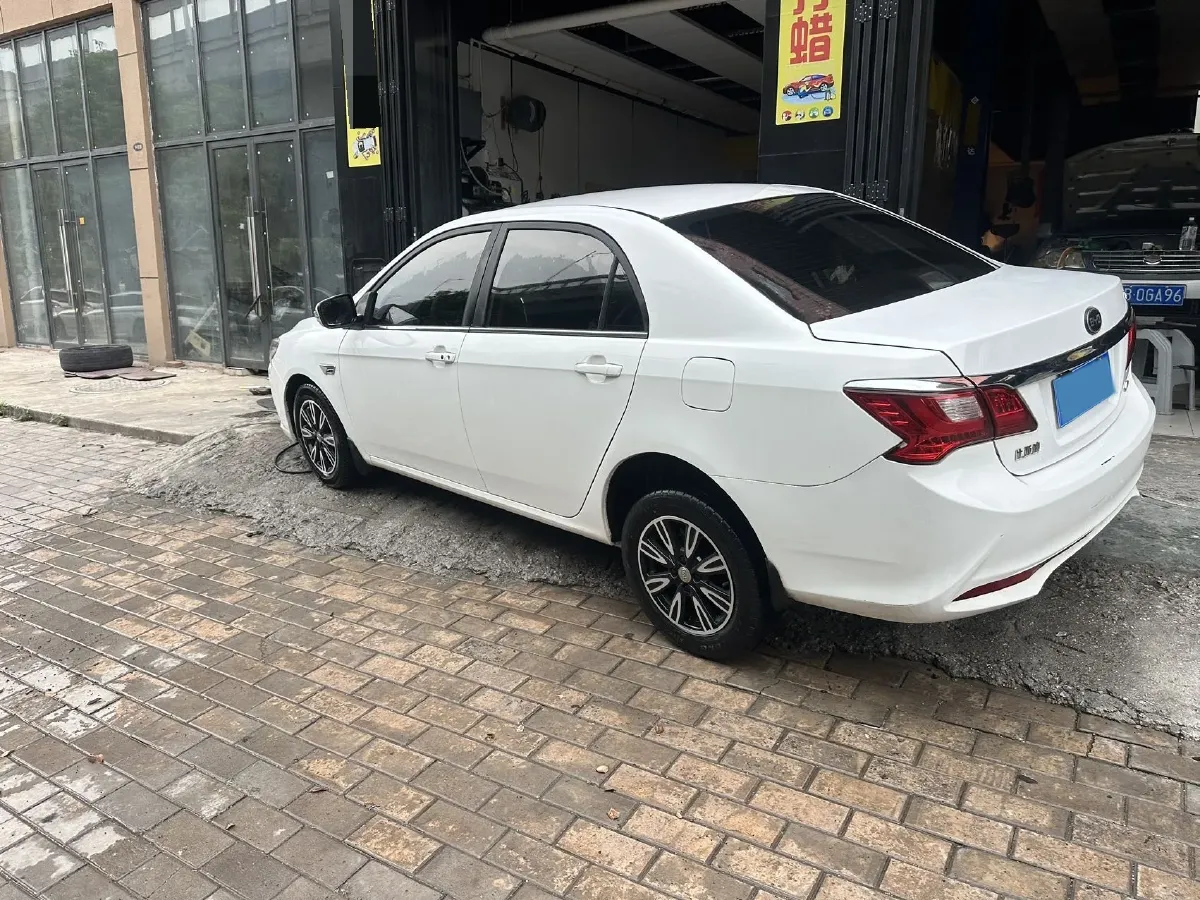 2018 BYD F3 1.5L 109HP L4 6DCT,autocango,china used car exporter,china ev exporter,chinese used car exporter,chinese used ev exporter