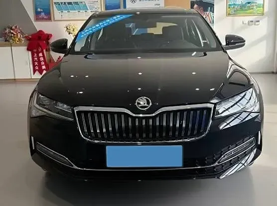 2024 Skoda Superb 1.4T 150HP L4 7DCT,autocango,china used car exporter,china ev exporter,chinese used car exporter,chinese used ev exporter