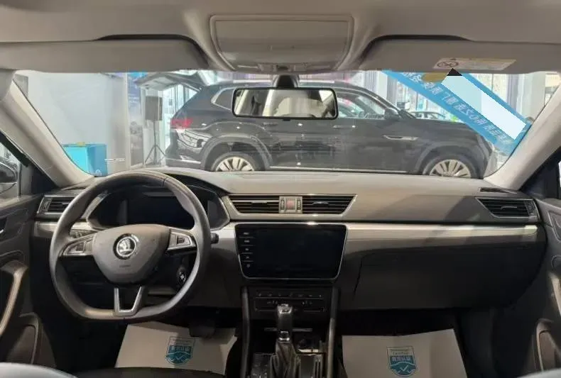 2024 Skoda Superb 1.4T 150HP L4 7DCT,autocango,china used car exporter,china ev exporter,chinese used car exporter,chinese used ev exporter