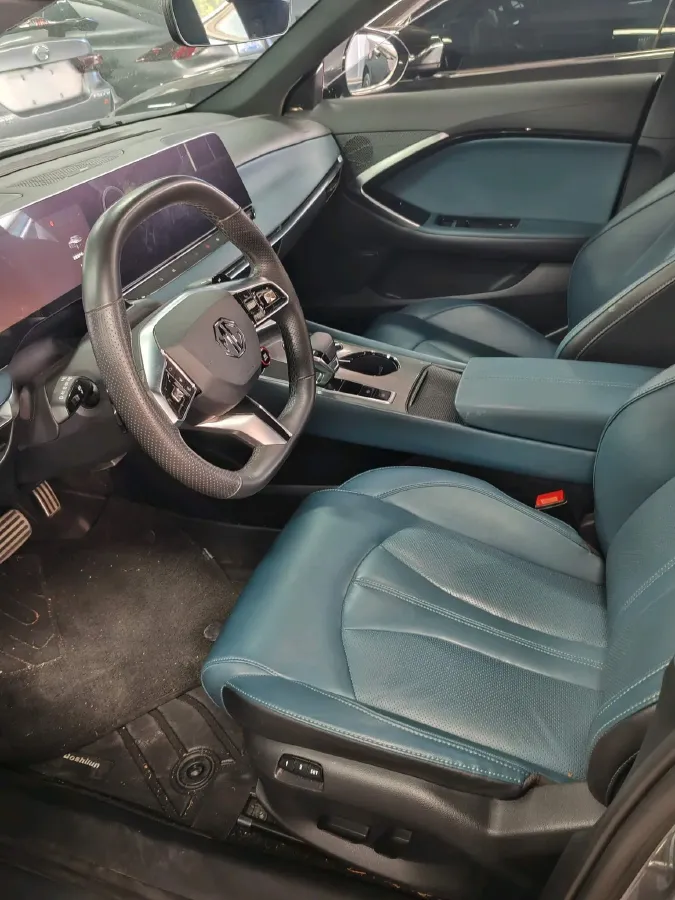 2023 MG 7 2.0T 261HP L4 9AT,autocango,china used car exporter,china ev exporter,chinese used car exporter,chinese used ev exporter