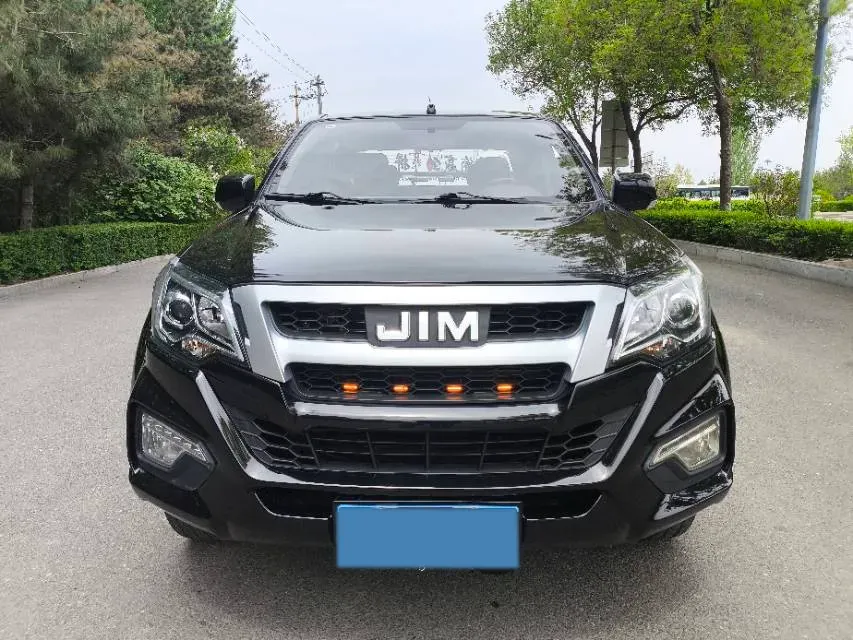 2019 Isuzu RE-MAX Jim 2.0T 204HP L4 5MT,autocango,china used car exporter,china ev exporter,chinese used car exporter,chinese used ev exporter