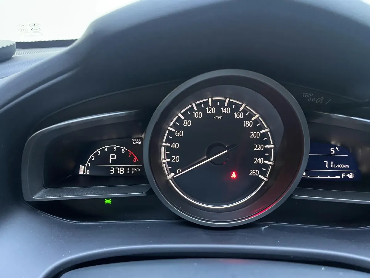 2021 Mazda CX-4 2.0L 158HP L4 6AT,autocango,china used car exporter,china ev exporter,chinese used car exporter,chinese used ev exporter