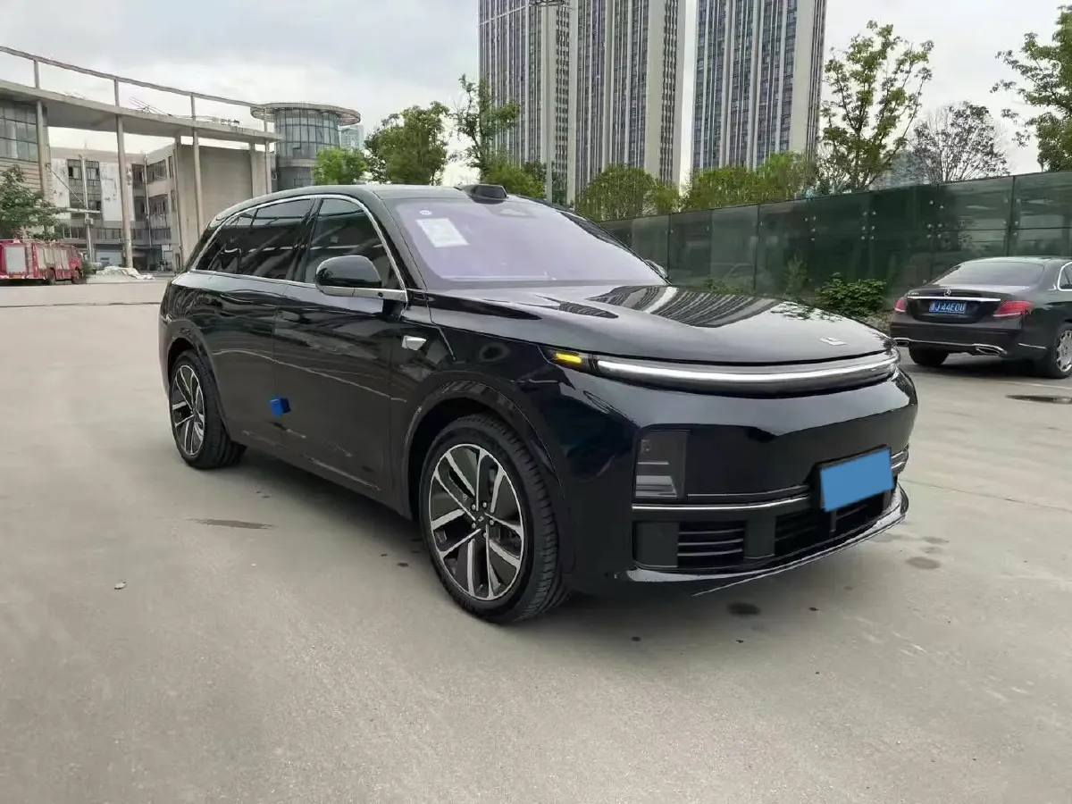 2025 Li L7 Range Extended 154HP REEV,autocango,china used car exporter,china ev exporter,chinese used car exporter,chinese used ev exporter