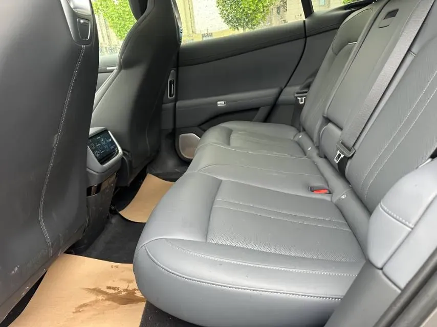 2025 MI YU7 BEV 96.3KWH,autocango,china used car exporter,china ev exporter,chinese used car exporter,chinese used ev exporter