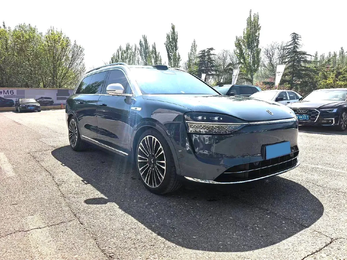 2024 AITO AITO M9 1.5T 152HP L4 REEV 42KWH,autocango,china used car exporter,china ev exporter,chinese used car exporter,chinese used ev exporter
