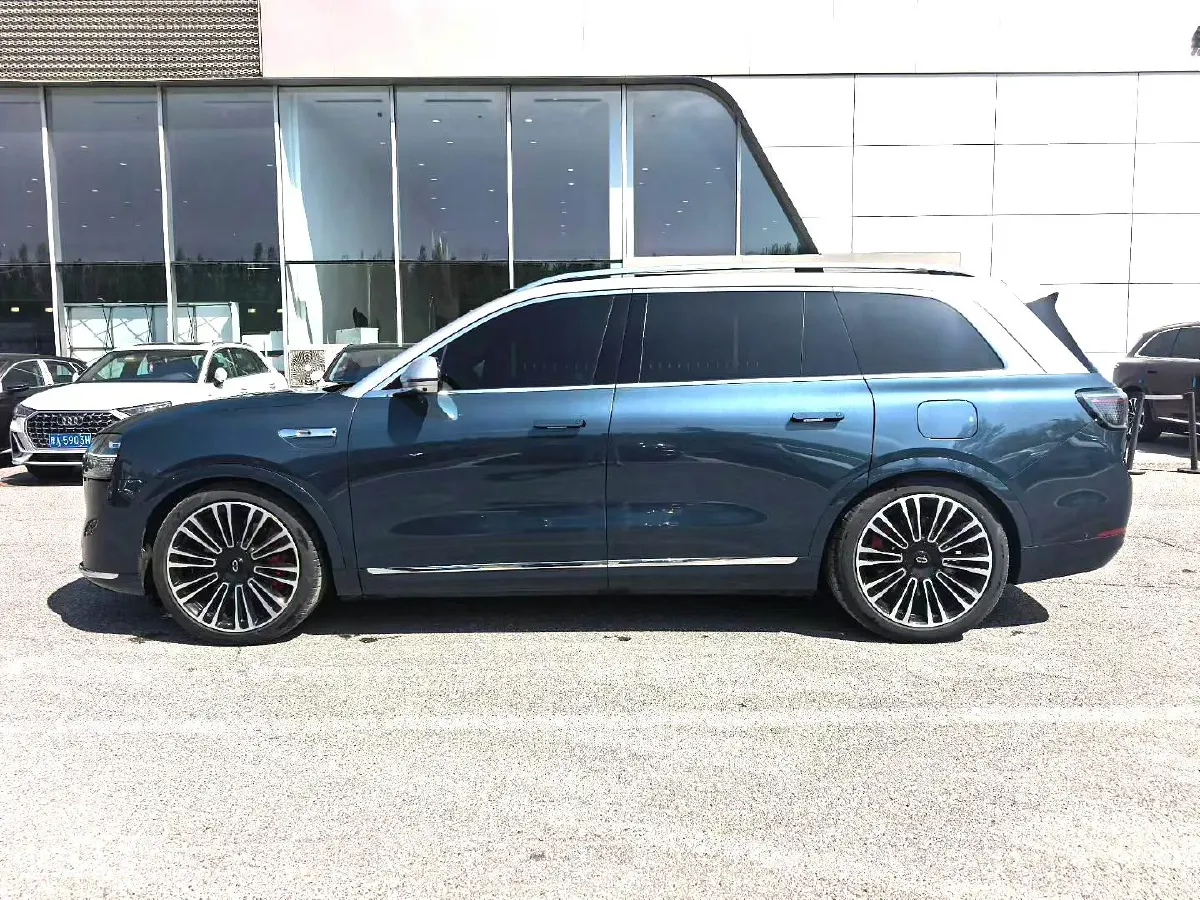 2024 AITO AITO M9 1.5T 152HP L4 REEV 42KWH,autocango,china used car exporter,china ev exporter,chinese used car exporter,chinese used ev exporter