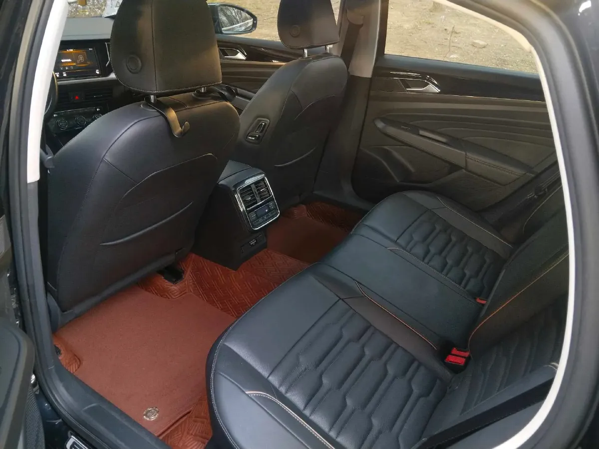 2019 Skoda Kodiak 2.0T 186HP L4 7DCT,autocango,china used car exporter,china ev exporter,chinese used car exporter,chinese used ev exporter