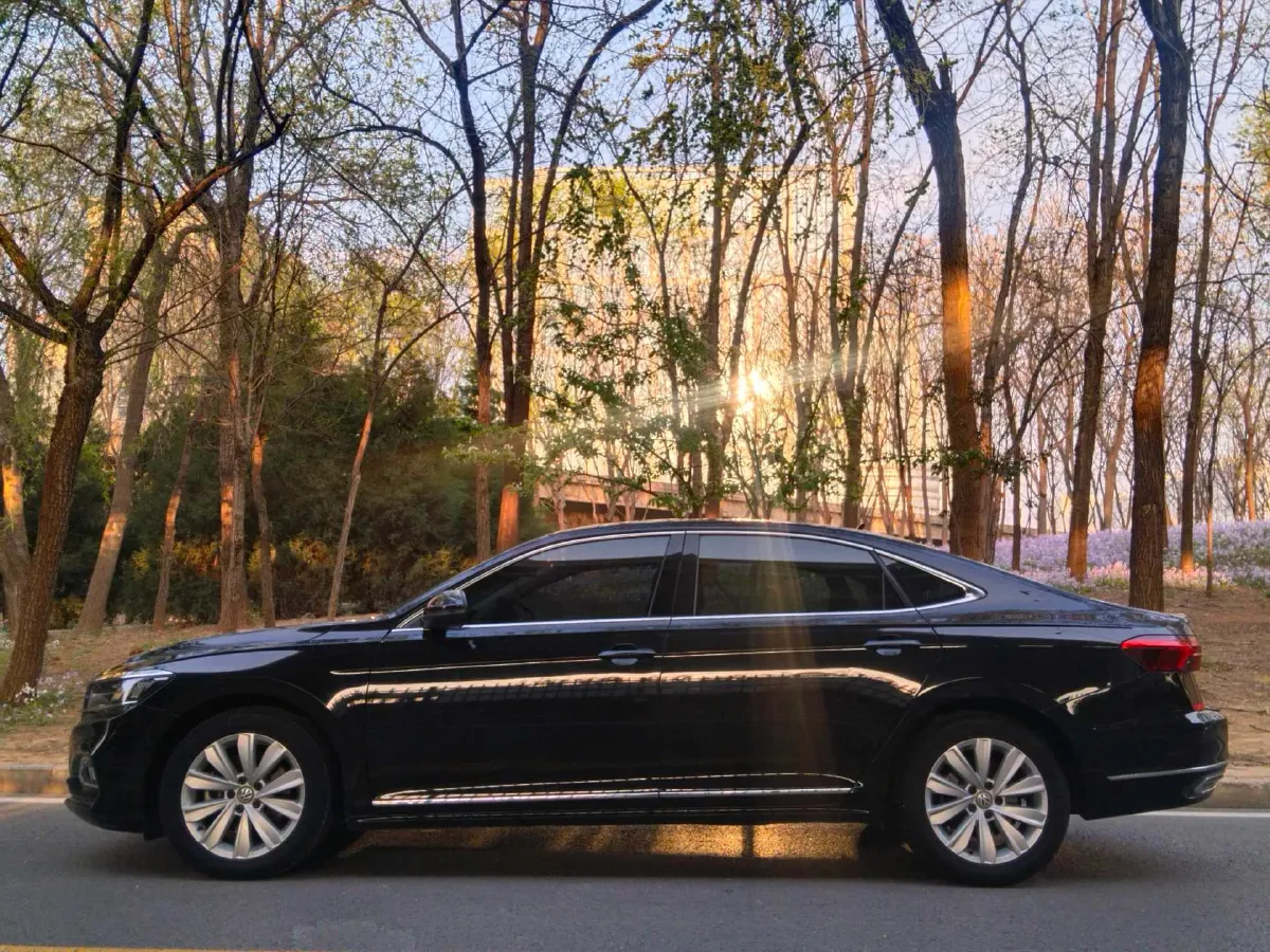 2019 Skoda Kodiak 2.0T 186HP L4 7DCT,autocango,china used car exporter,china ev exporter,chinese used car exporter,chinese used ev exporter