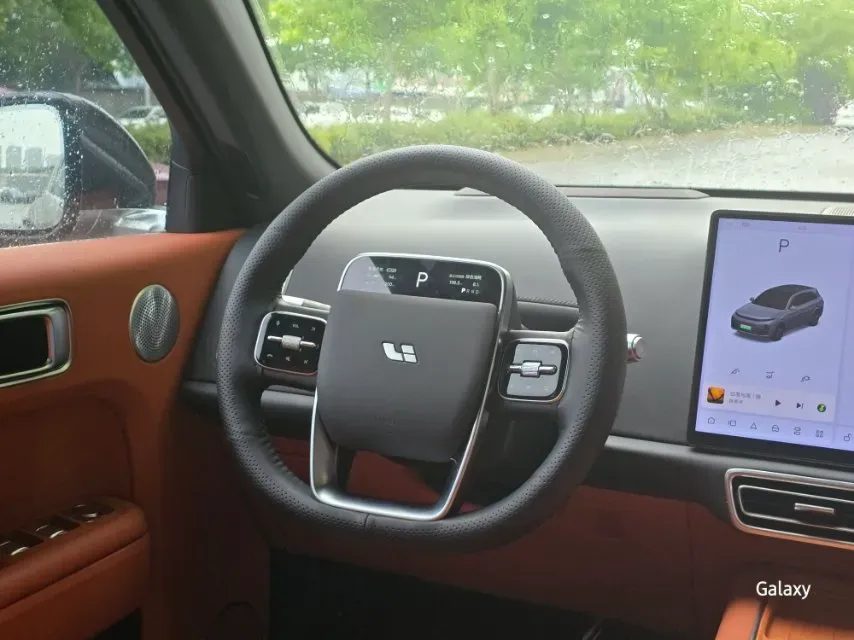 2024 Li L8 Range Extended 154HP REEV 42.8KWH,autocango,china used car exporter,china ev exporter,chinese used car exporter,chinese used ev exporter