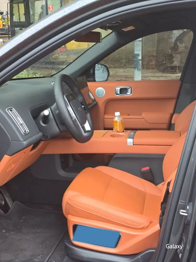 2024 Li L8 Range Extended 154HP REEV 42.8KWH,autocango,china used car exporter,china ev exporter,chinese used car exporter,chinese used ev exporter