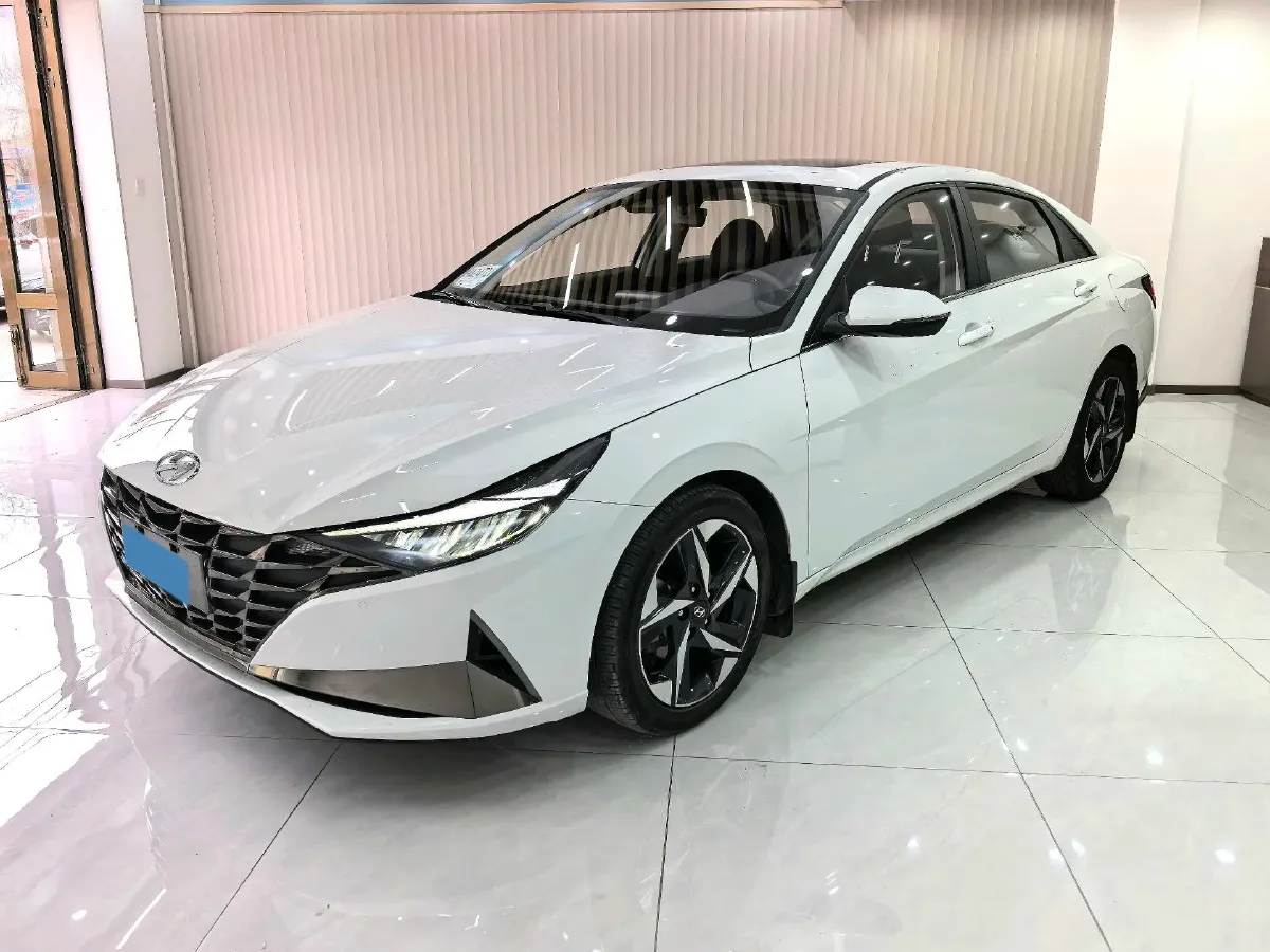 2022 Hyundai Elantra 1.5L 115HP L4 CVT,autocango,china used car exporter,china ev exporter,chinese used car exporter,chinese used ev exporter