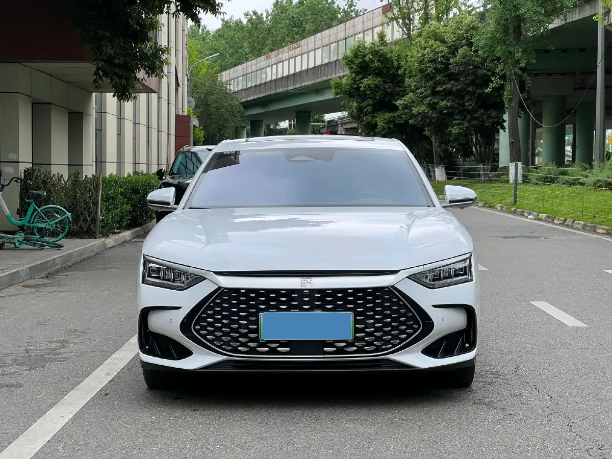 2022 Volkswagen Tiguan L 2.0T 186HP L4 7DCT,autocango,china used car exporter,china ev exporter,chinese used car exporter,chinese used ev exporter