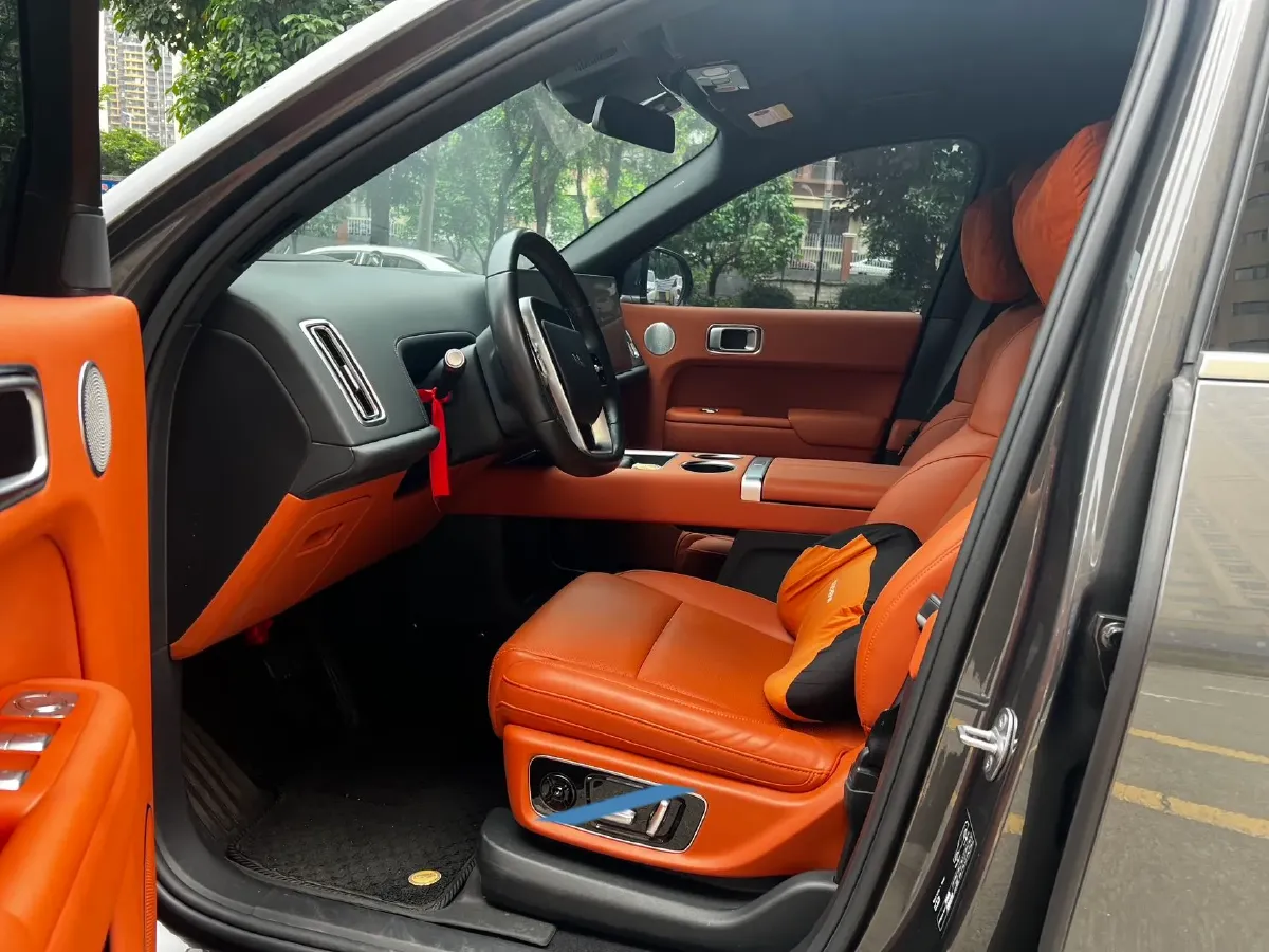 2023 Li L9 Range Extended 154HP REEV 42.6KWH,autocango,china used car exporter,china ev exporter,chinese used car exporter,chinese used ev exporter