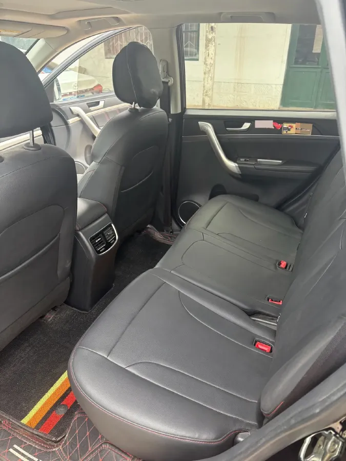 2019 Haval M6 1.5T 150HP L4 7DCT,autocango,china used car exporter,china ev exporter,chinese used car exporter,chinese used ev exporter