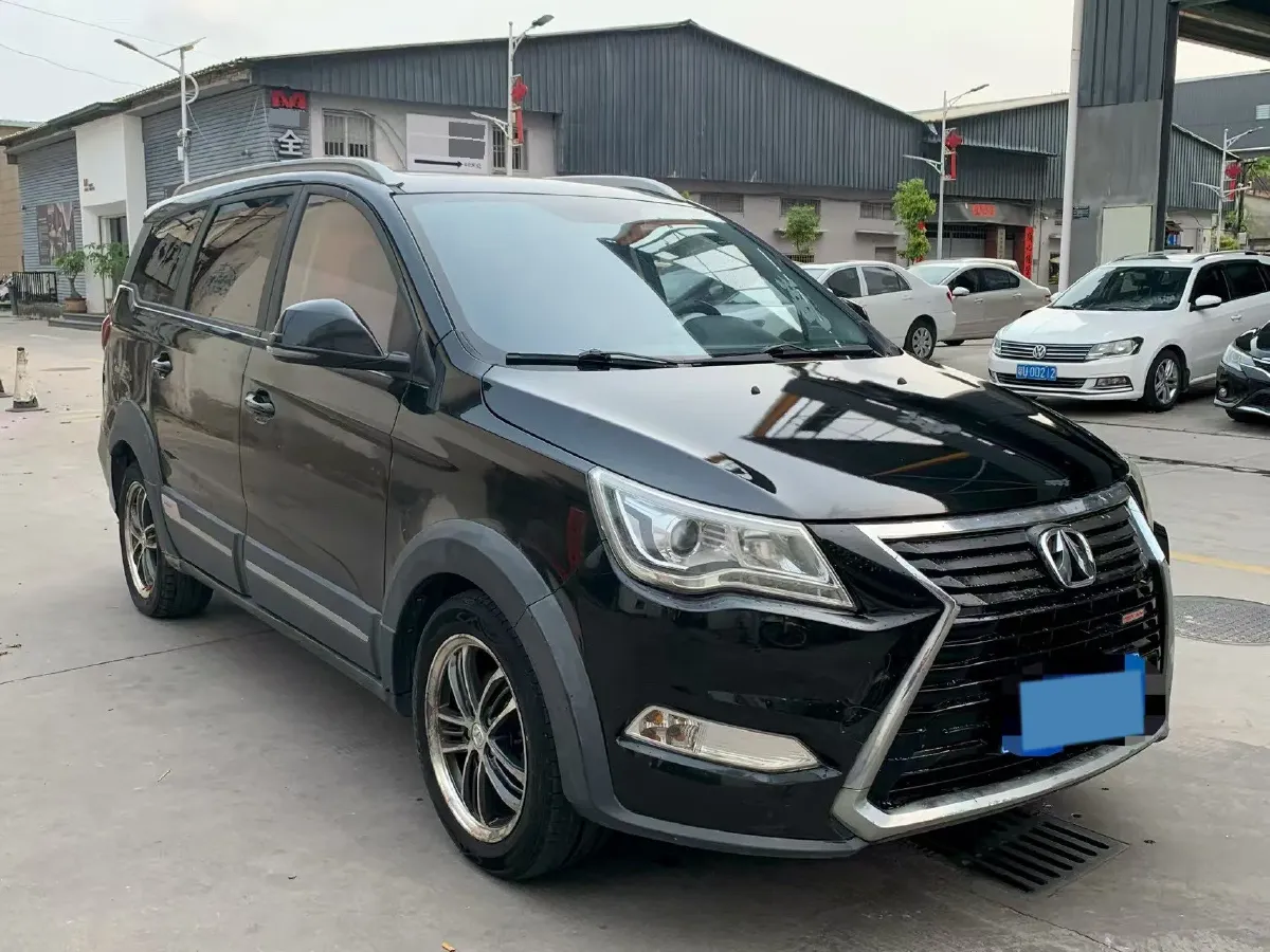 2017 BAIC WeiWang M50F 1.5L 116HP L4 5MT,autocango,china used car exporter,china ev exporter,chinese used car exporter,chinese used ev exporter