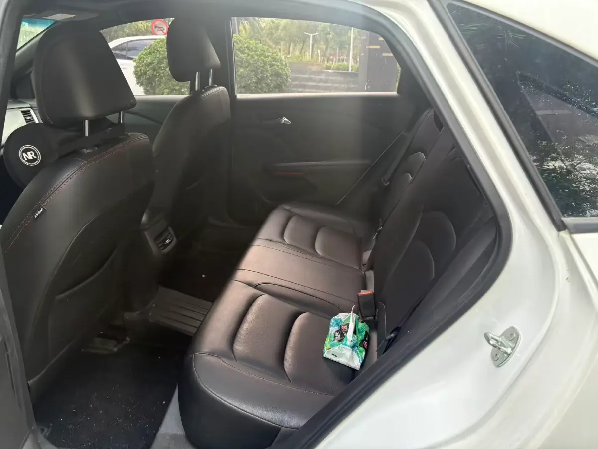 2019 Chevrolet Monza 1.3T 163HP L3 6AT,autocango,china used car exporter,china ev exporter,chinese used car exporter,chinese used ev exporter