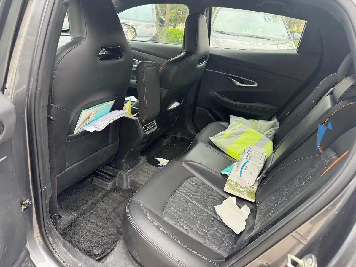 2022 ChangAn UNI-T 1.5T 188HP L4 7DCT,autocango,china used car exporter,china ev exporter,chinese used car exporter,chinese used ev exporter