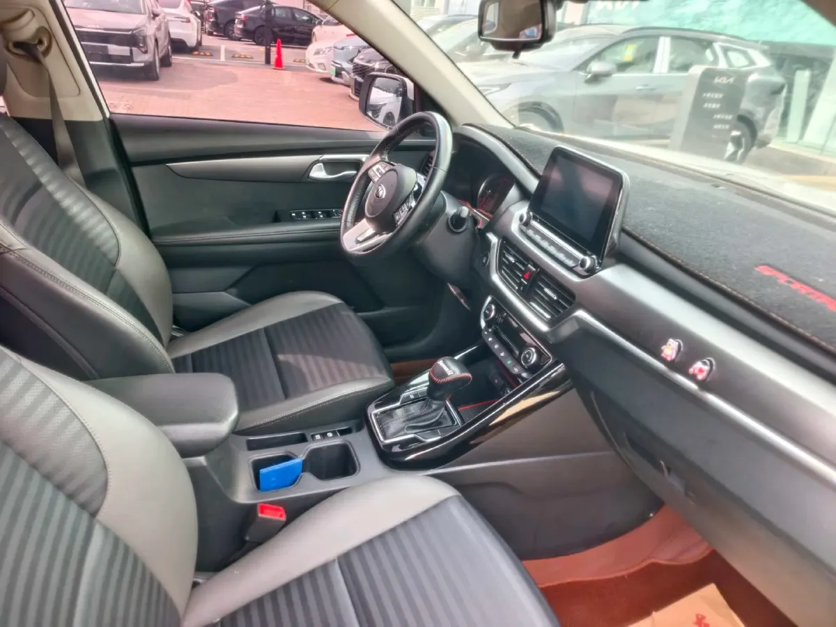 2018 Kia Sportage R 2.0L 160HP L4 6AT,autocango,china used car exporter,china ev exporter,chinese used car exporter,chinese used ev exporter