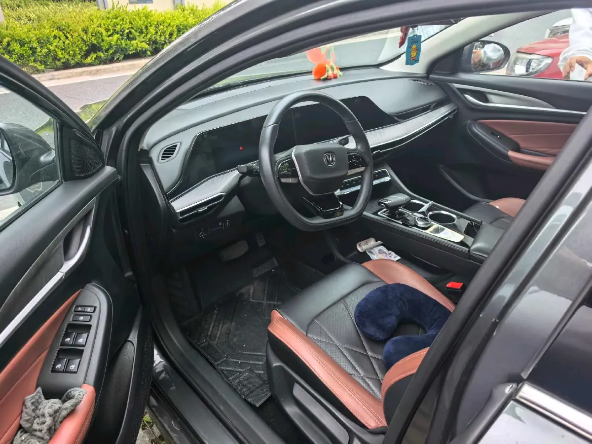 2023 ChangAn Eado 1.4T 160HP L4 7DCT,autocango,china used car exporter,china ev exporter,chinese used car exporter,chinese used ev exporter