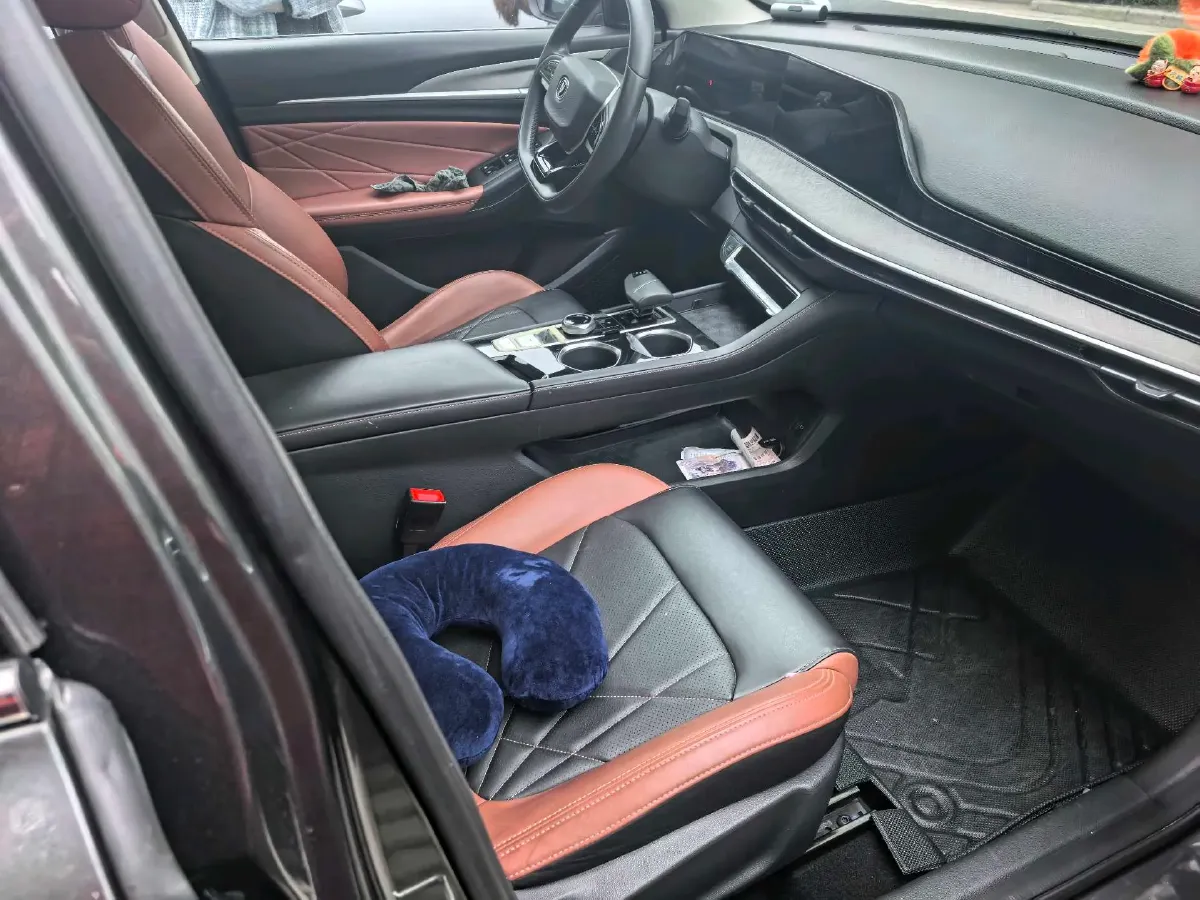 2023 ChangAn Eado 1.4T 160HP L4 7DCT,autocango,china used car exporter,china ev exporter,chinese used car exporter,chinese used ev exporter