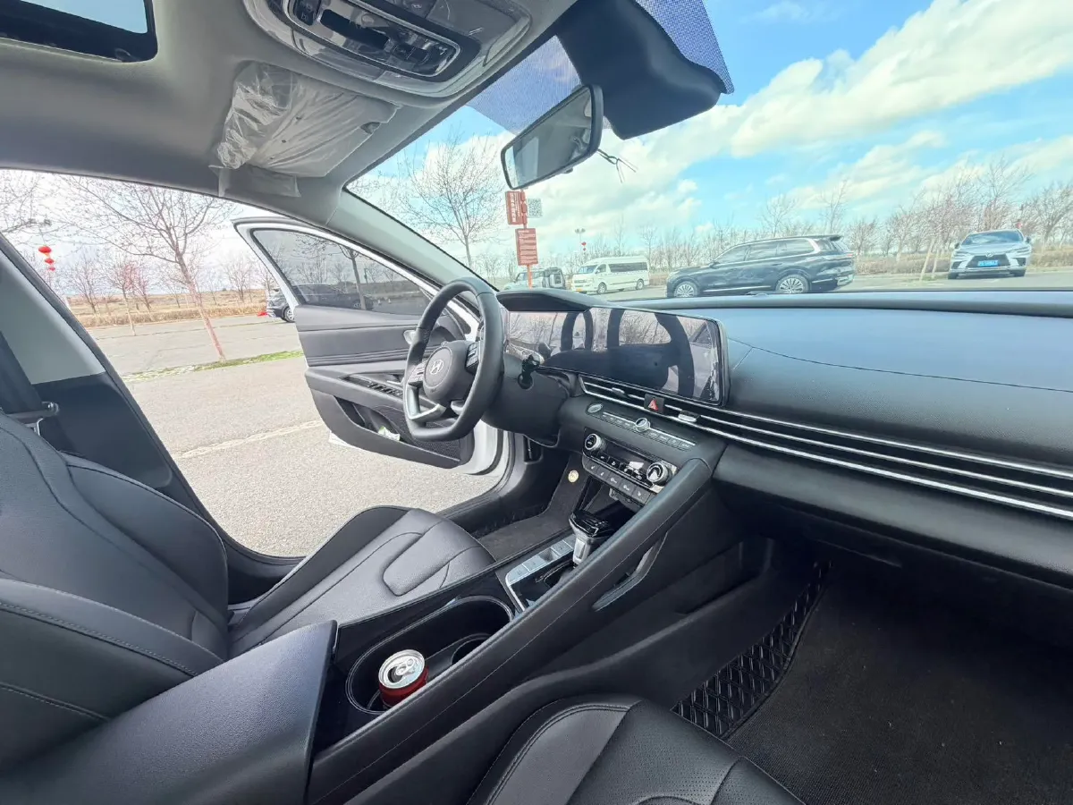 2023 Hyundai Elantra 1.5L 115HP L4 CVT,autocango,china used car exporter,china ev exporter,chinese used car exporter,chinese used ev exporter