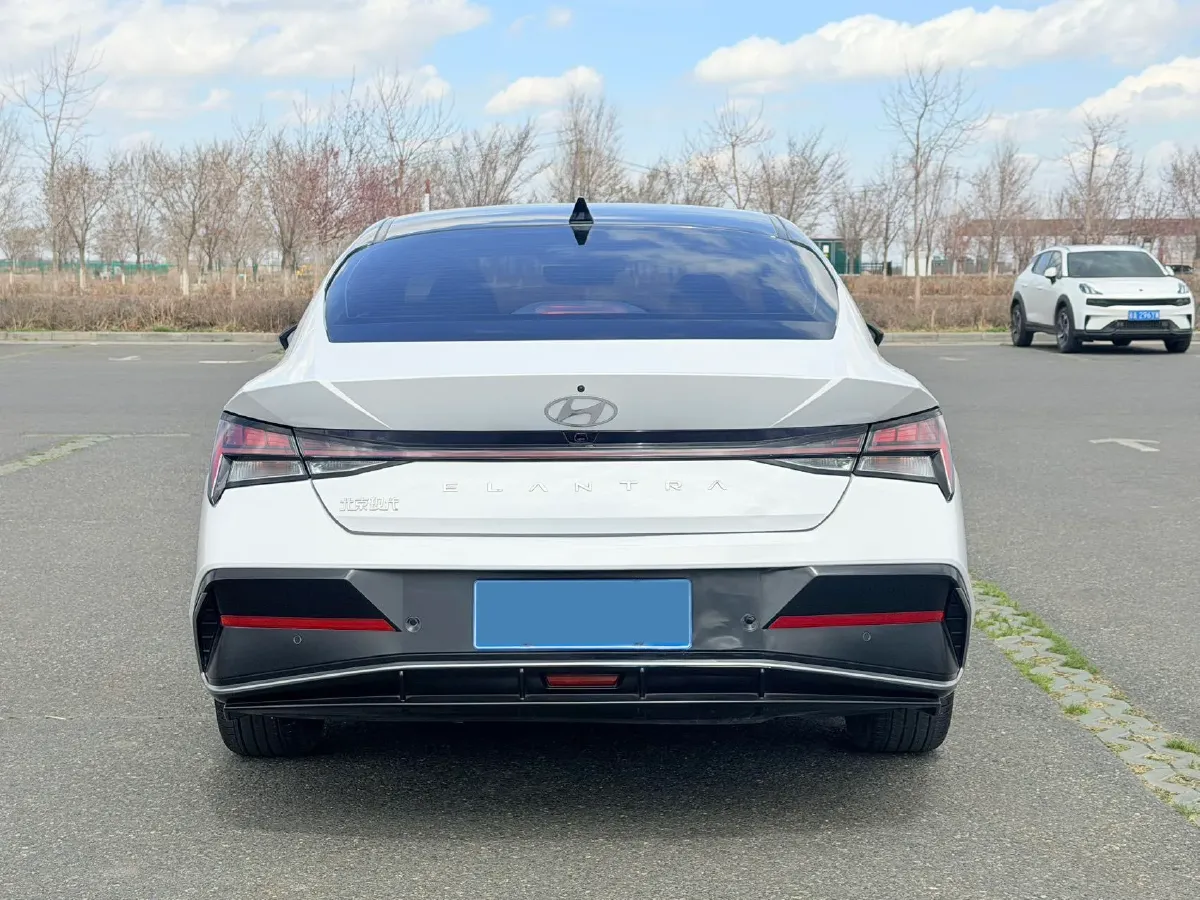 2023 Hyundai Elantra 1.5L 115HP L4 CVT,autocango,china used car exporter,china ev exporter,chinese used car exporter,chinese used ev exporter