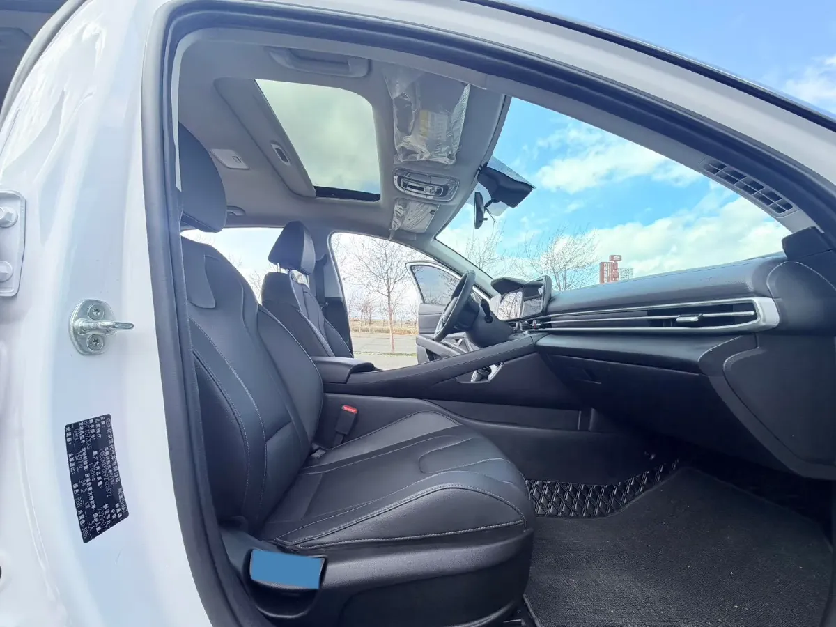 2023 Hyundai Elantra 1.5L 115HP L4 CVT,autocango,china used car exporter,china ev exporter,chinese used car exporter,chinese used ev exporter