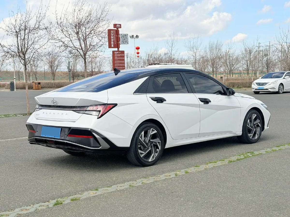 2023 Hyundai Elantra 1.5L 115HP L4 CVT,autocango,china used car exporter,china ev exporter,chinese used car exporter,chinese used ev exporter