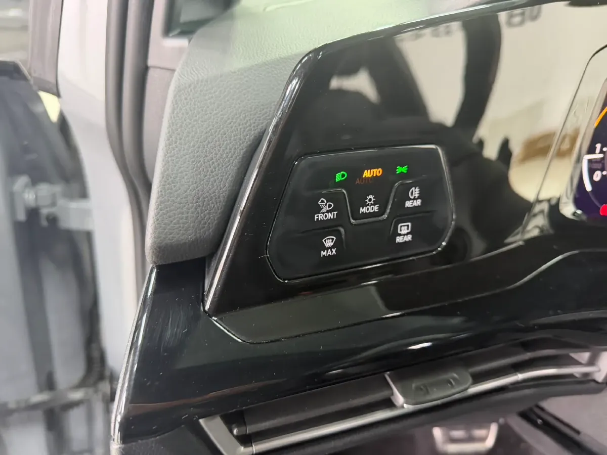 2021 Volkswagen Golf 1.4T 150HP L4 7DCT,autocango,china used car exporter,china ev exporter,chinese used car exporter,chinese used ev exporter