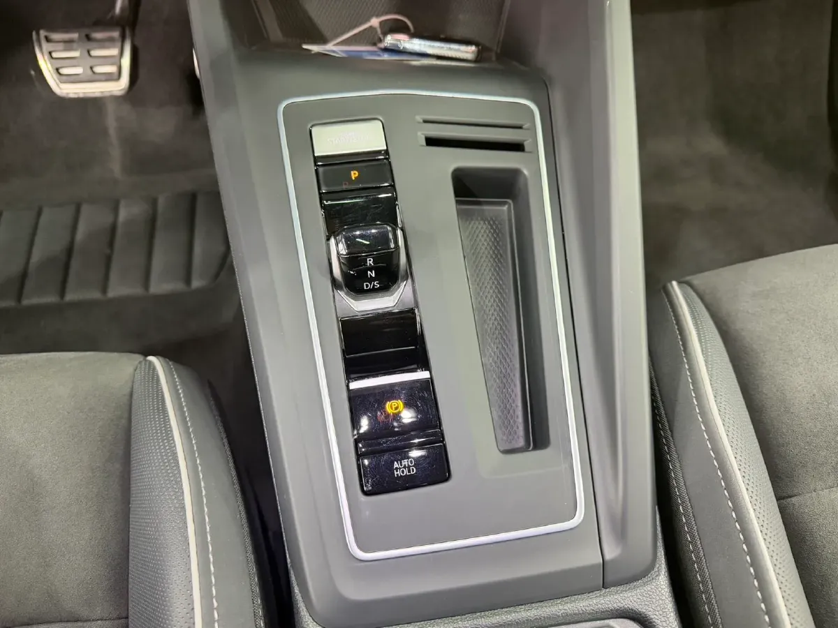 2021 Volkswagen Golf 1.4T 150HP L4 7DCT,autocango,china used car exporter,china ev exporter,chinese used car exporter,chinese used ev exporter