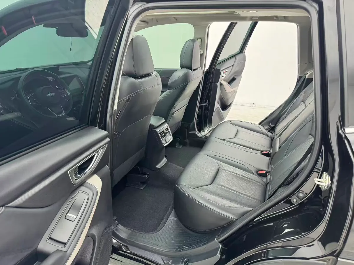 2022 Subaru Forester 2.0L 154HP H4 CVT,autocango,china used car exporter,china ev exporter,chinese used car exporter,chinese used ev exporter