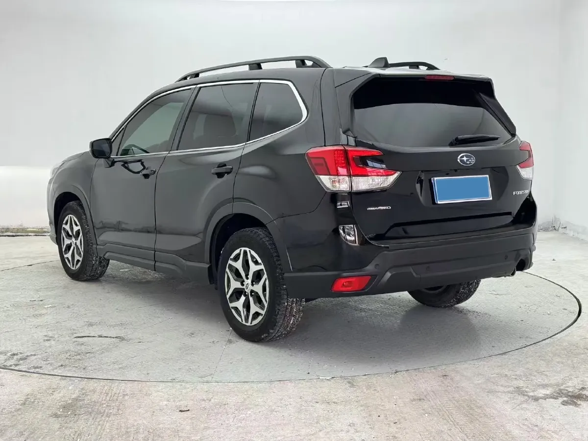 2022 Subaru Forester 2.0L 154HP H4 CVT,autocango,china used car exporter,china ev exporter,chinese used car exporter,chinese used ev exporter