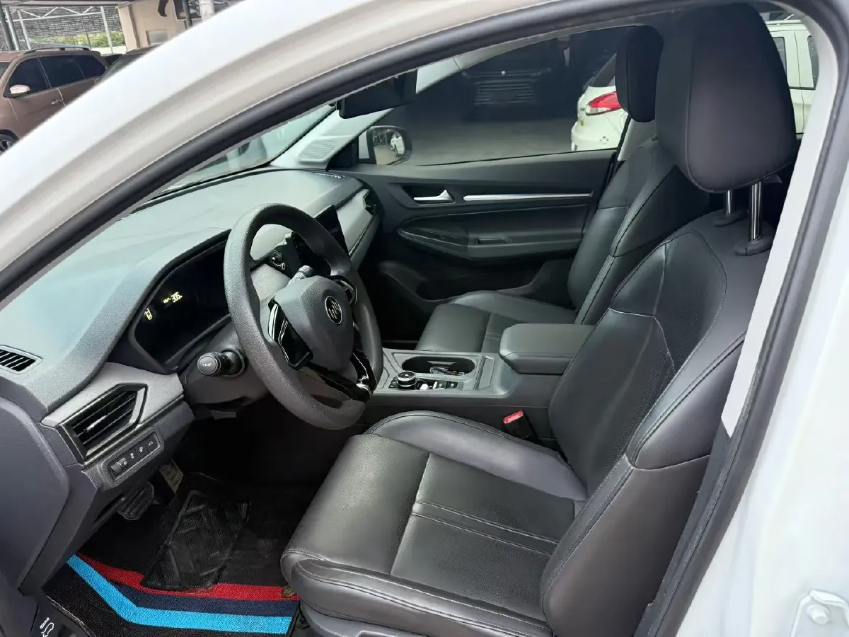 2021 Weltmeister E.5 BEV 49.92KWH,autocango,china used car exporter,china ev exporter,chinese used car exporter,chinese used ev exporter