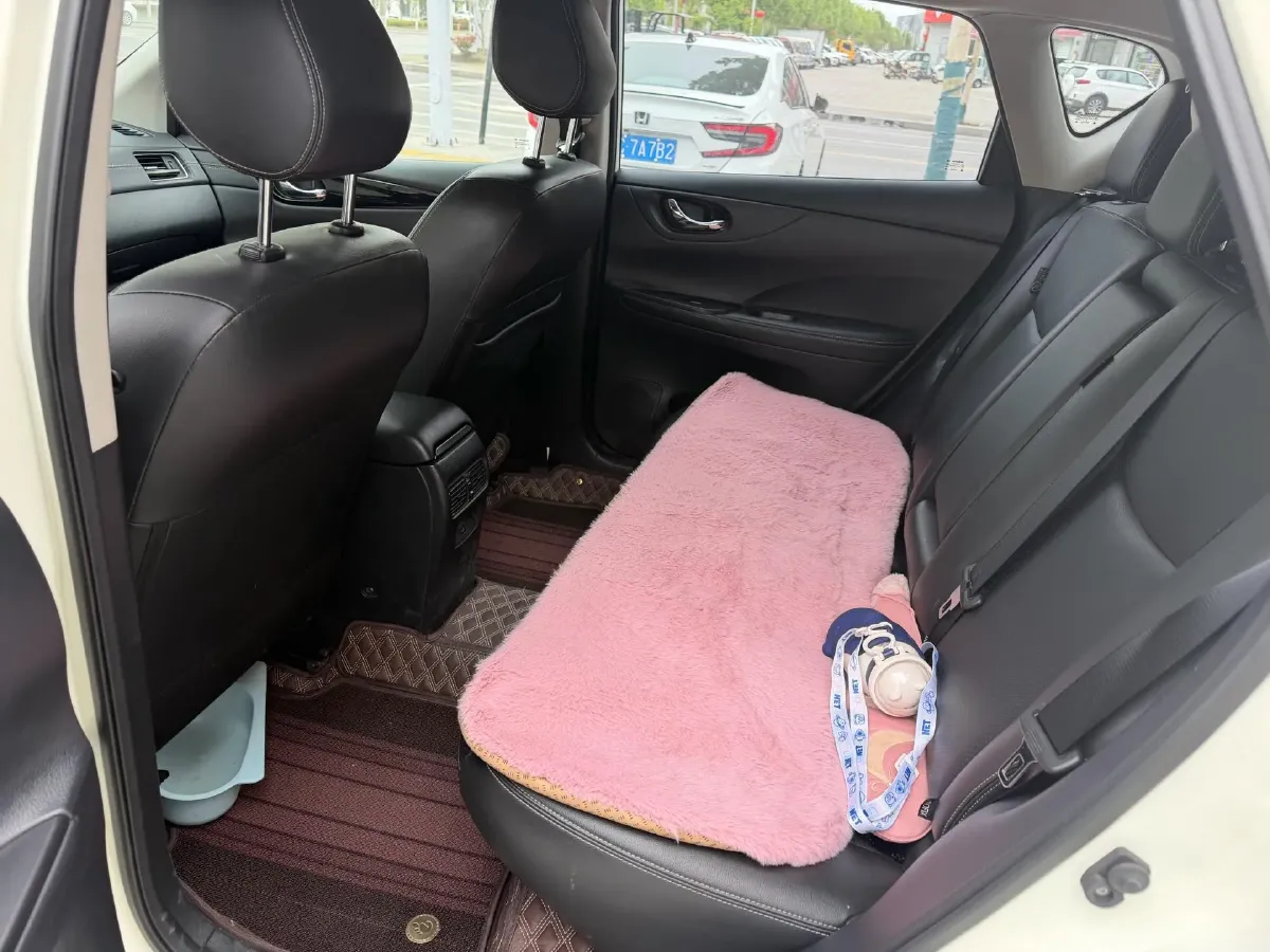 2023 Nissan Tiida 1.6L 122HP L4 CVT,autocango,china used car exporter,china ev exporter,chinese used car exporter,chinese used ev exporter