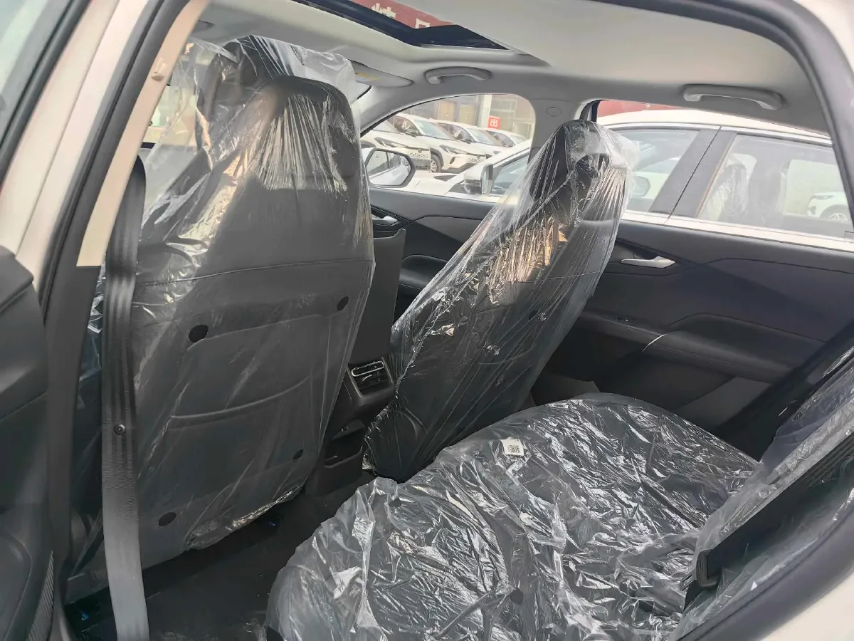 2025 ChangAn Eado 1.5T 192HP L4 7DCT,autocango,china used car exporter,china ev exporter,chinese used car exporter,chinese used ev exporter