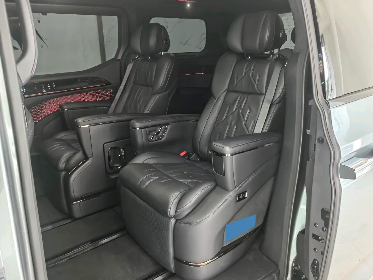 2024 Zeekr 009 BEV 108KWH,autocango,china used car exporter,china ev exporter,chinese used car exporter,chinese used ev exporter