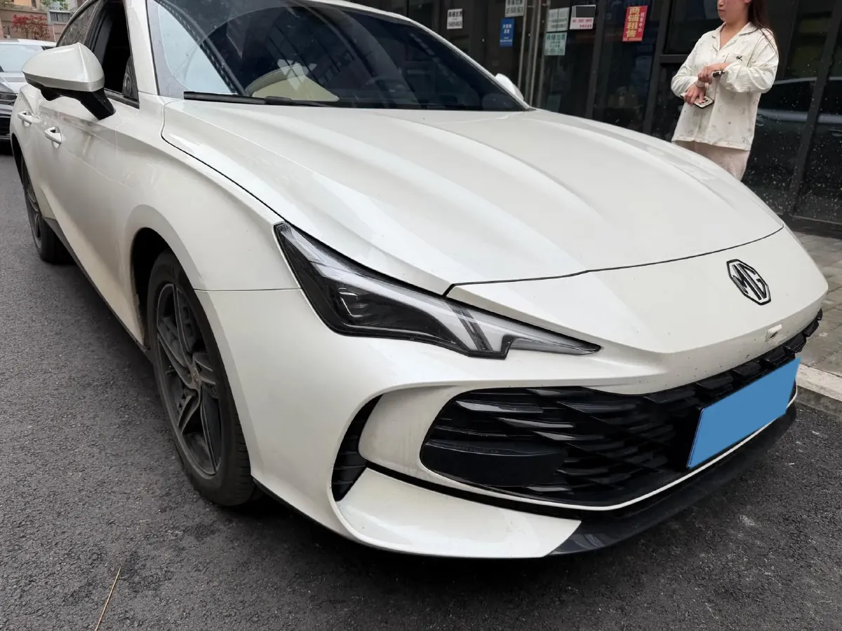 2025 MG 7 1.5T 188HP L4 7DCT,autocango,china used car exporter,china ev exporter,chinese used car exporter,chinese used ev exporter