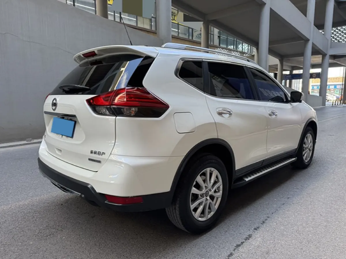 2020 Nissan X-Trail 2.0L 154HP L4 CVT,autocango,china used car exporter,china ev exporter,chinese used car exporter,chinese used ev exporter