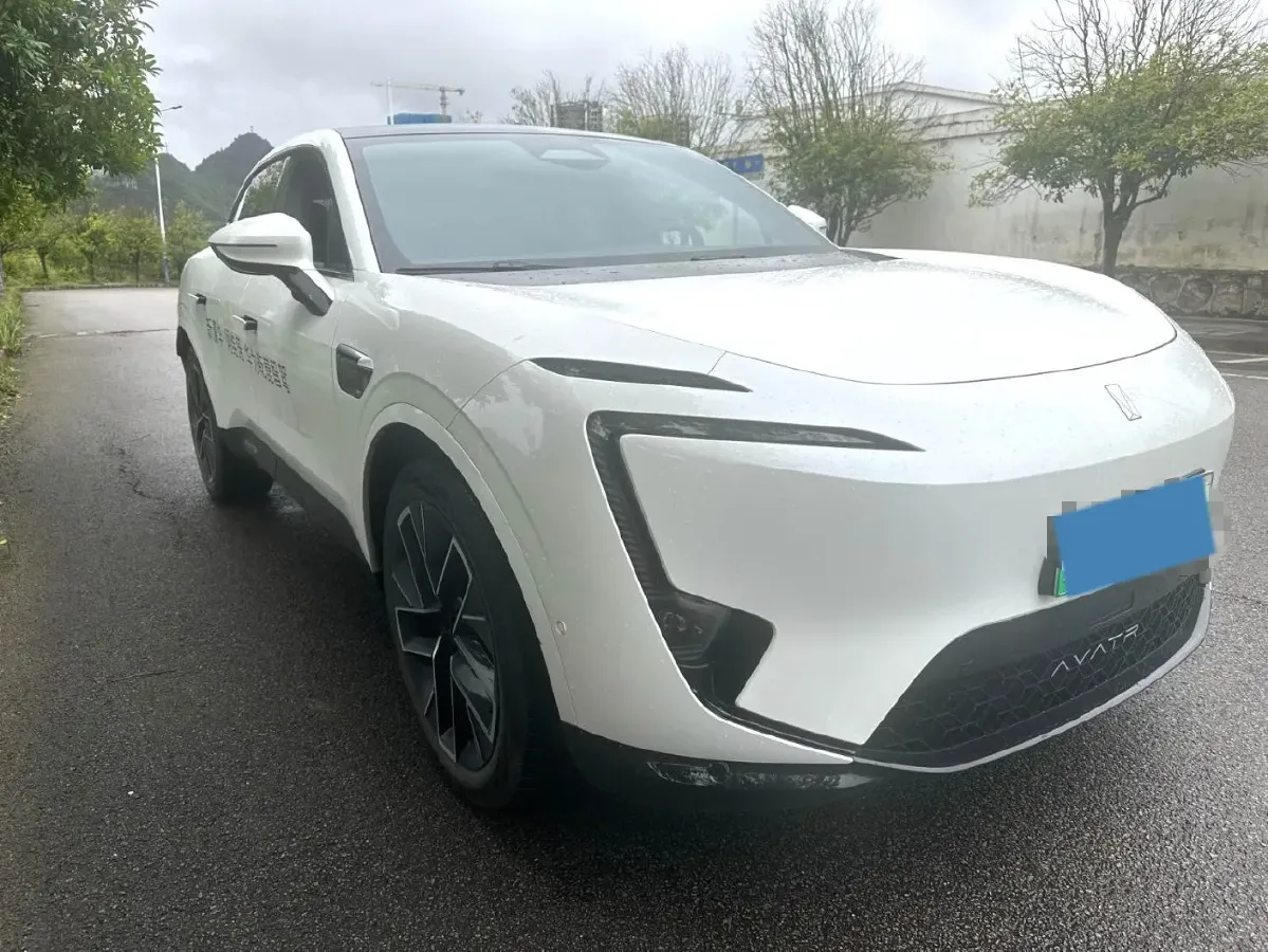 2025 Avatr 11 1.5T 156HP L4 REEV 39.05KWH,autocango,china used car exporter,china ev exporter,chinese used car exporter,chinese used ev exporter